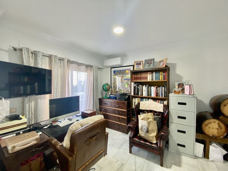 Villa for Sale in Calahonda, Malaga 12