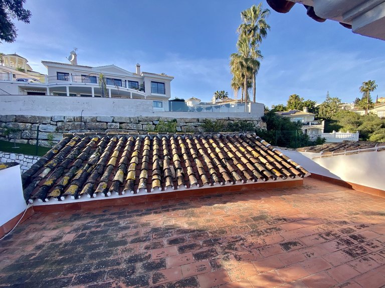 Villa for Sale in Calahonda, Malaga 21