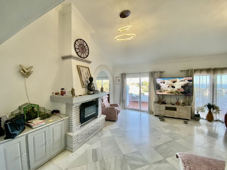 Villa for Sale in Calahonda, Malaga 23