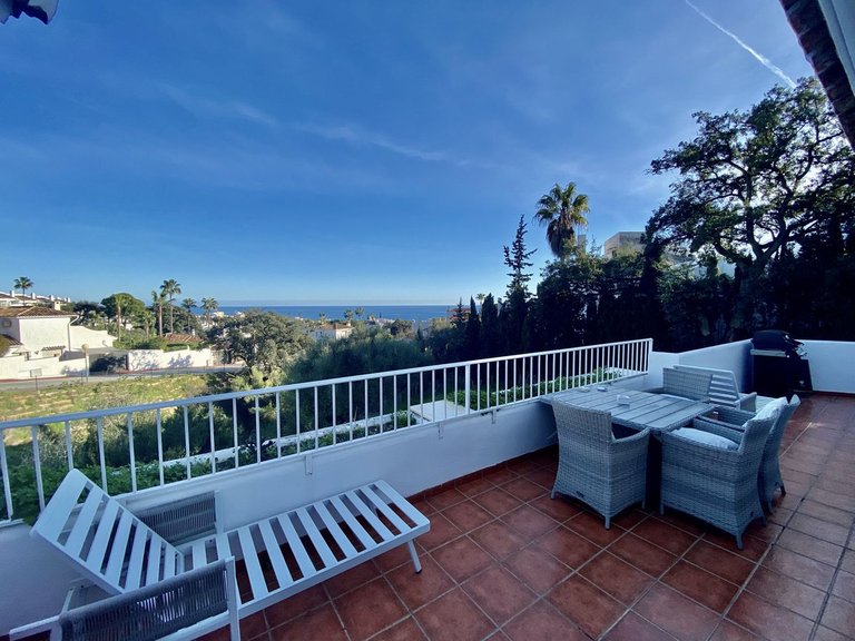 Villa for Sale in Calahonda, Malaga 27