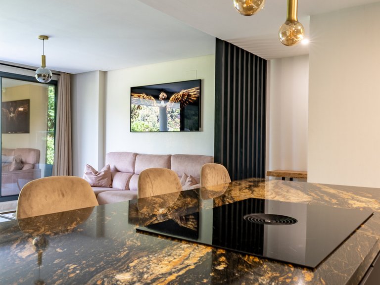 Apartment for Sale in Benahavís, Malaga 11