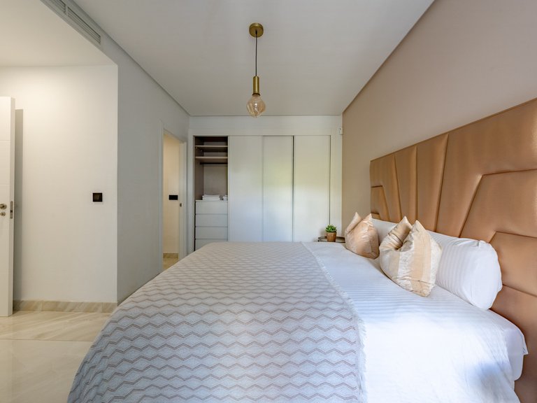 Apartment for Sale in Benahavís, Malaga 20
