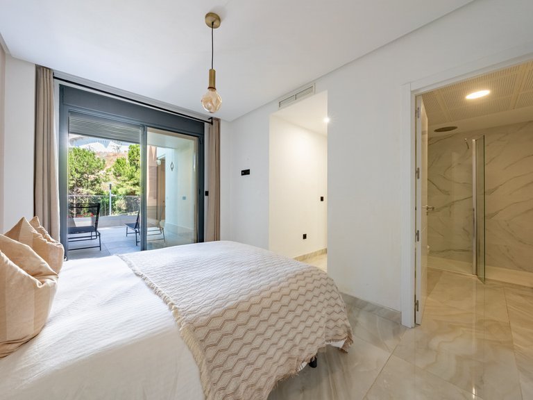 Apartment for Sale in Benahavís, Malaga 21