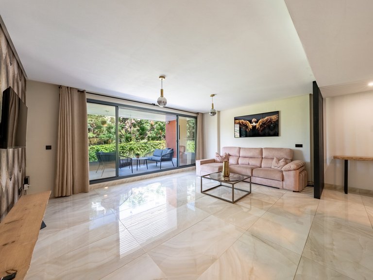 Apartment for Sale in Benahavís, Malaga 7