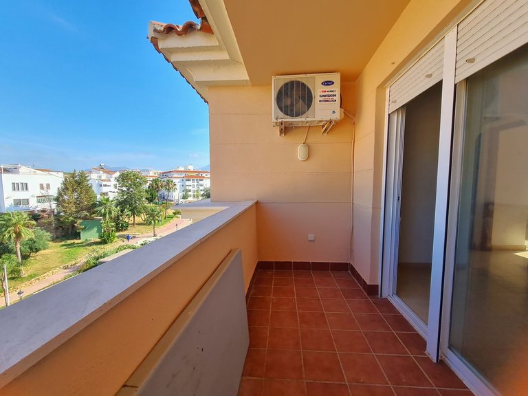 Villa for Sale in San Luis De Sabinillas, Malaga 1