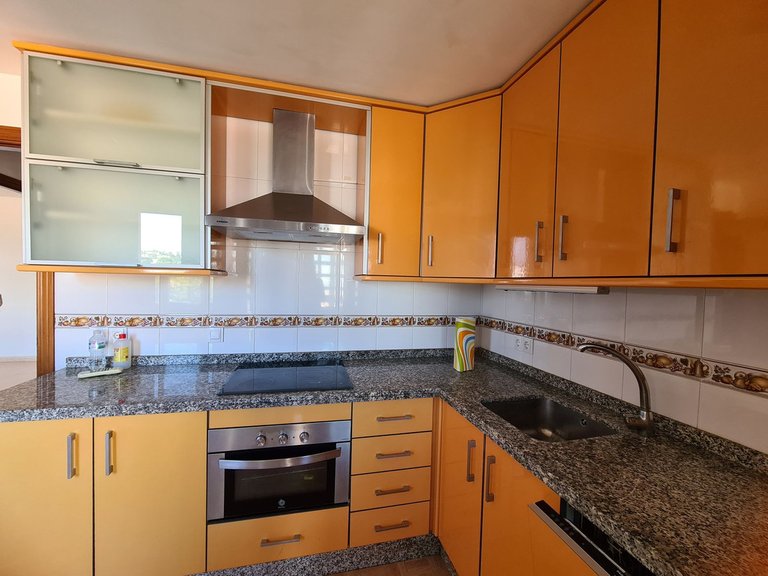 Villa for Sale in San Luis De Sabinillas, Malaga 8