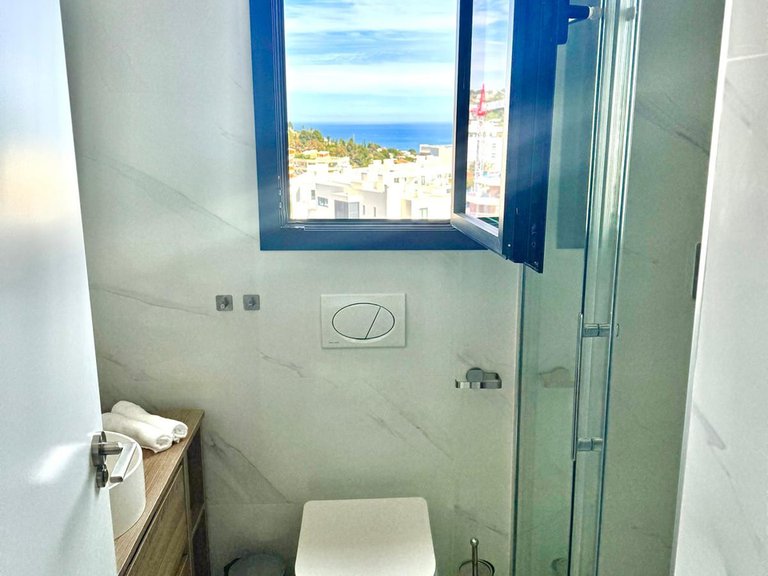 Apartment for Sale in Fuengirola, Malaga 18