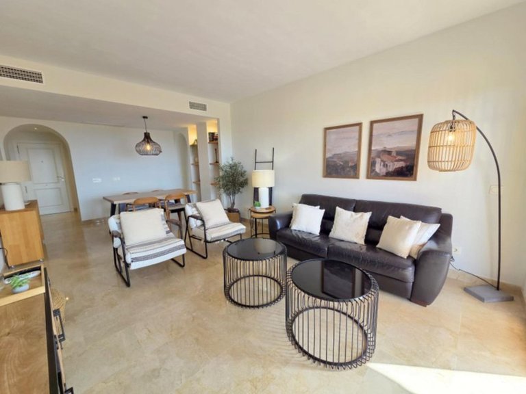 Apartment for Sale in La Duquesa, Malaga 4