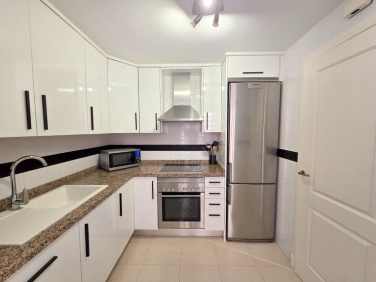 Apartment for Sale in La Duquesa, Malaga 9