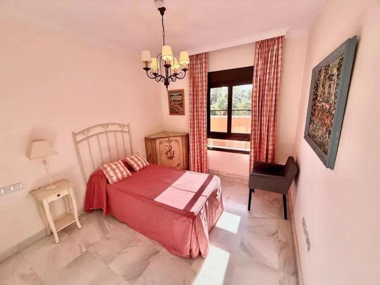 Apartment for Sale in Hacienda Del Sol, Malaga 17