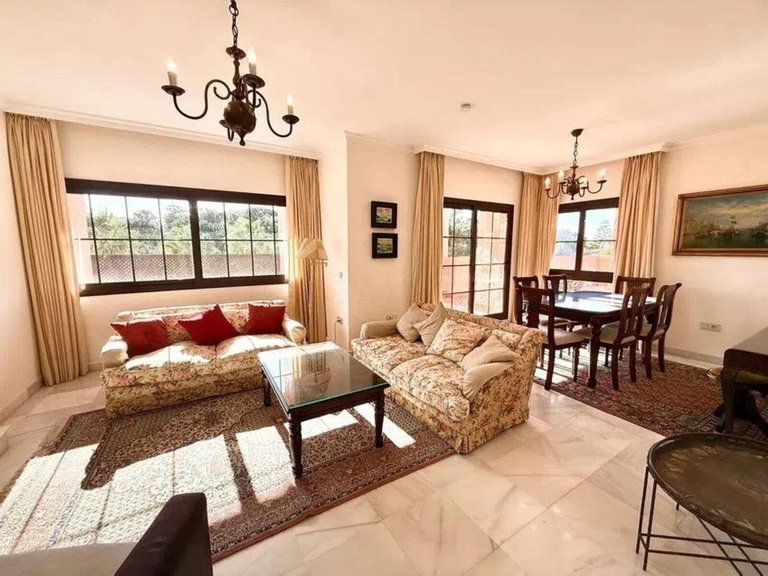 Apartment for Sale in Hacienda Del Sol, Malaga 9