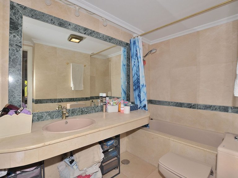 Apartment for Sale in Mijas Golf, Malaga 12