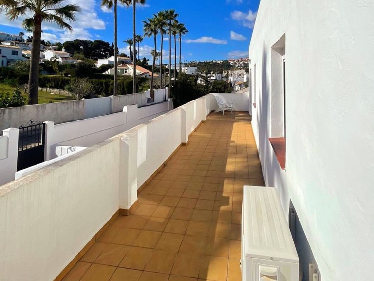 Villa for Sale in La Duquesa, Malaga 18