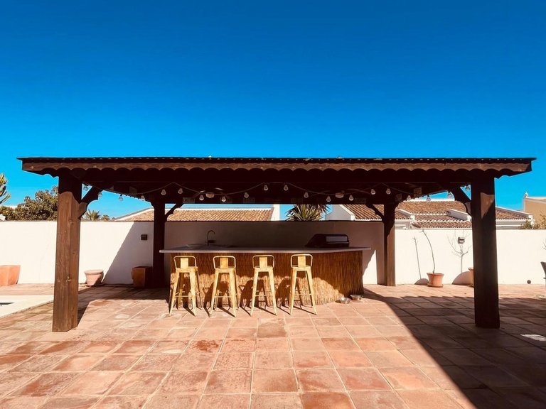 Villa for Sale in La Duquesa, Malaga 3