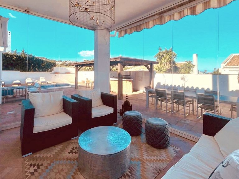 Villa for Sale in La Duquesa, Malaga 5