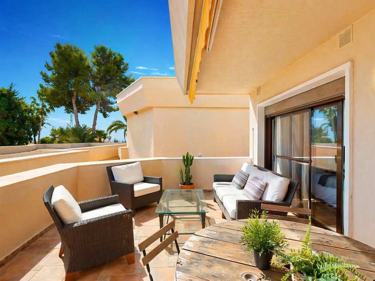Apartment for Sale in Atalaya, Malaga 9