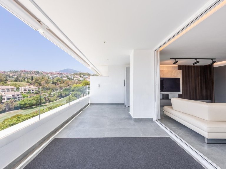 Apartment for Sale in La Quinta, Malaga 12