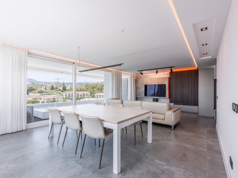 Apartment for Sale in La Quinta, Malaga 17
