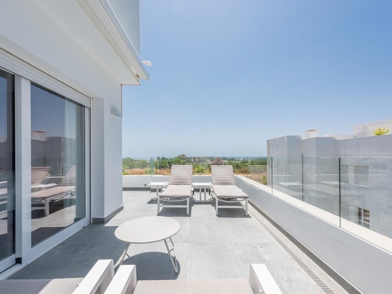 Apartment for Sale in La Quinta, Malaga 27