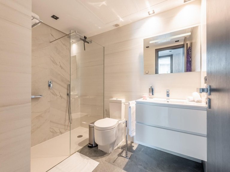 Apartment for Sale in La Quinta, Malaga 31