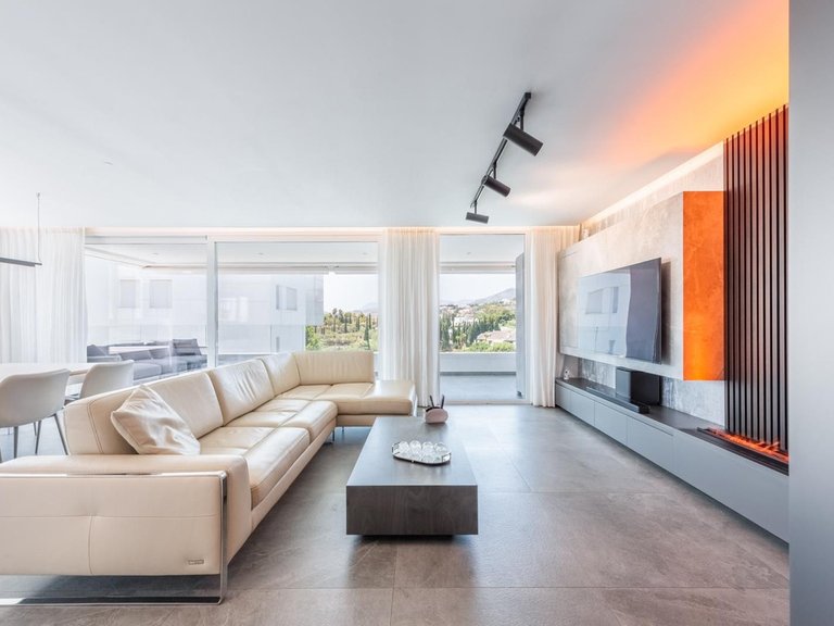 Apartment for Sale in La Quinta, Malaga 9