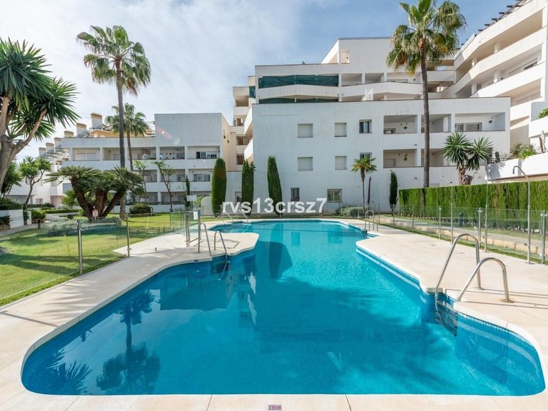 Apartment for Sale in Nueva Andalucía, Malaga 23