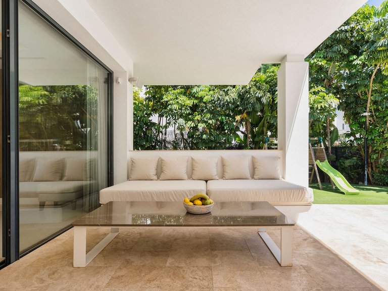 Villa for Sale in La Quinta, Malaga 10