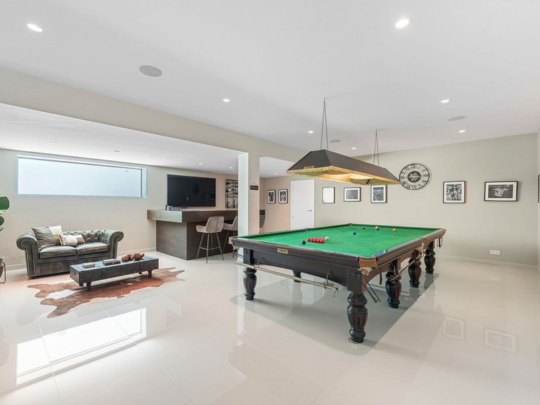 Villa for Sale in La Quinta, Malaga 44