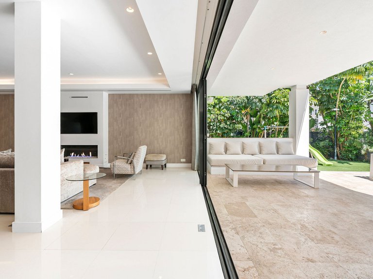 Villa for Sale in La Quinta, Malaga 52