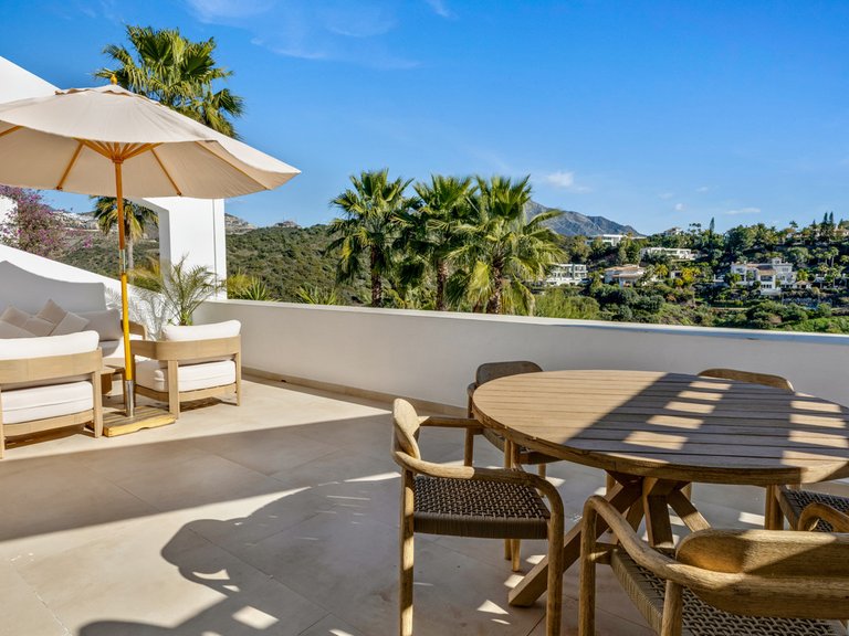 Apartment for Sale in La Quinta, Malaga 34