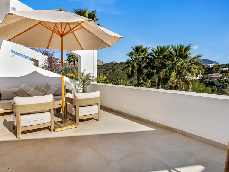 Apartment for Sale in La Quinta, Malaga 35