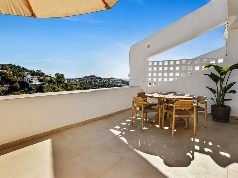 Apartment for Sale in La Quinta, Malaga 36