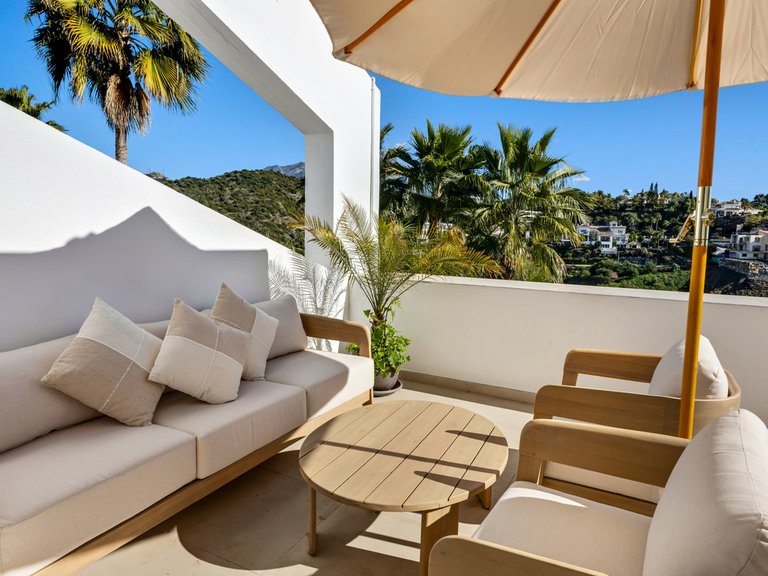Apartment for Sale in La Quinta, Malaga 37
