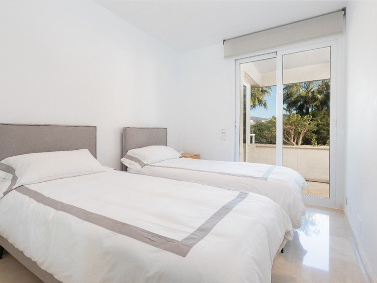 Apartment for Sale in Estepona, Malaga 6