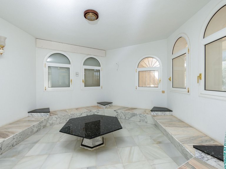 Villa for Sale in Torremuelle, Malaga 12