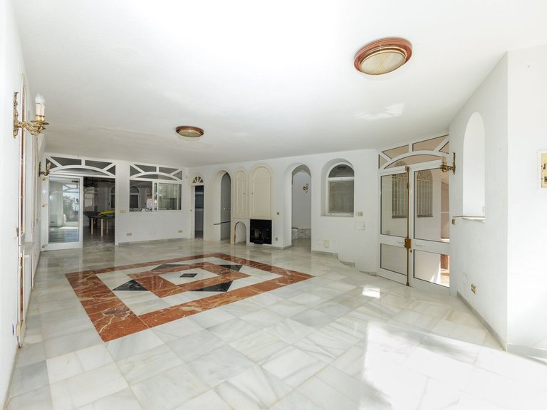 Villa for Sale in Torremuelle, Malaga 9
