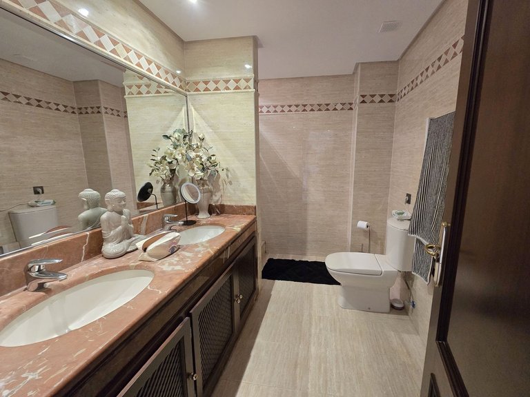 Apartment for Sale in La Mairena, Malaga 10