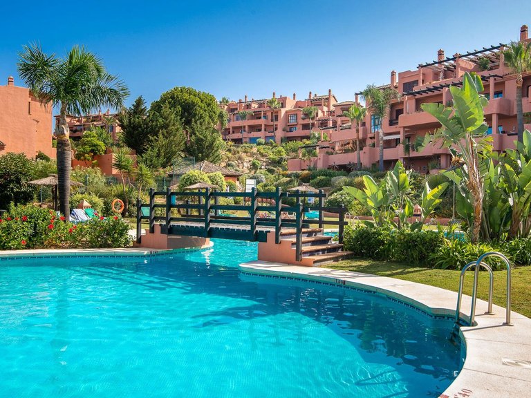 Apartment for Sale in La Mairena, Malaga 24