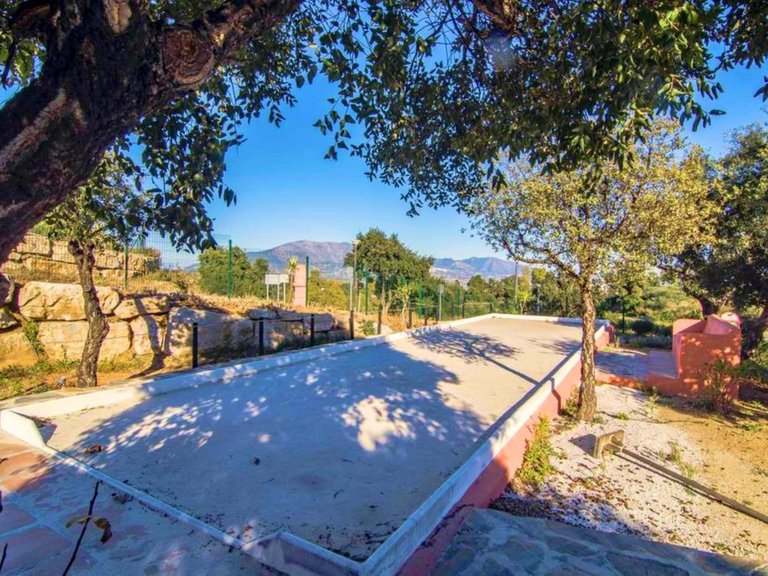 Apartment for Sale in La Mairena, Malaga 32