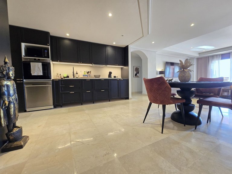 Apartment for Sale in La Mairena, Malaga 4