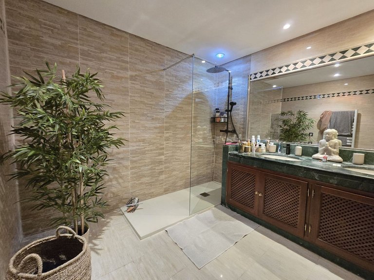 Apartment for Sale in La Mairena, Malaga 7