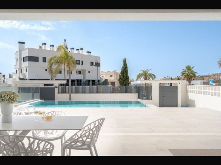 Villa for Sale in La Cala De Mijas, Malaga 2