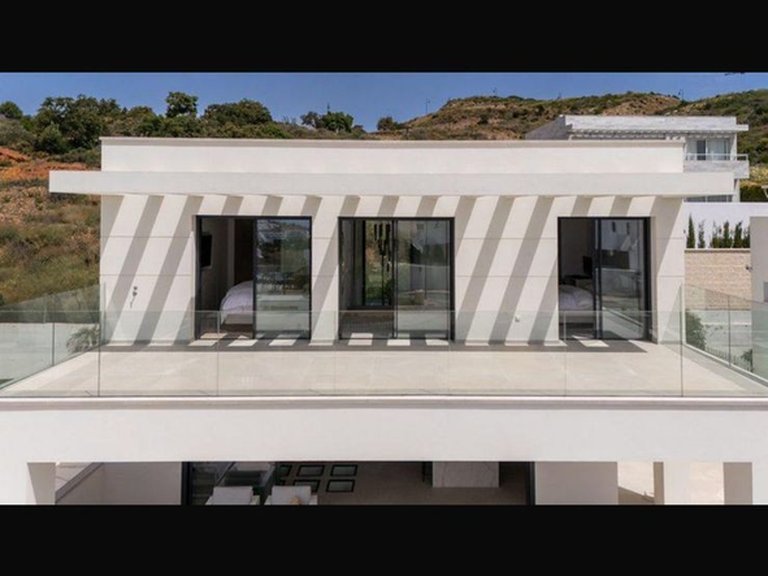 Villa for Sale in La Cala De Mijas, Malaga 3