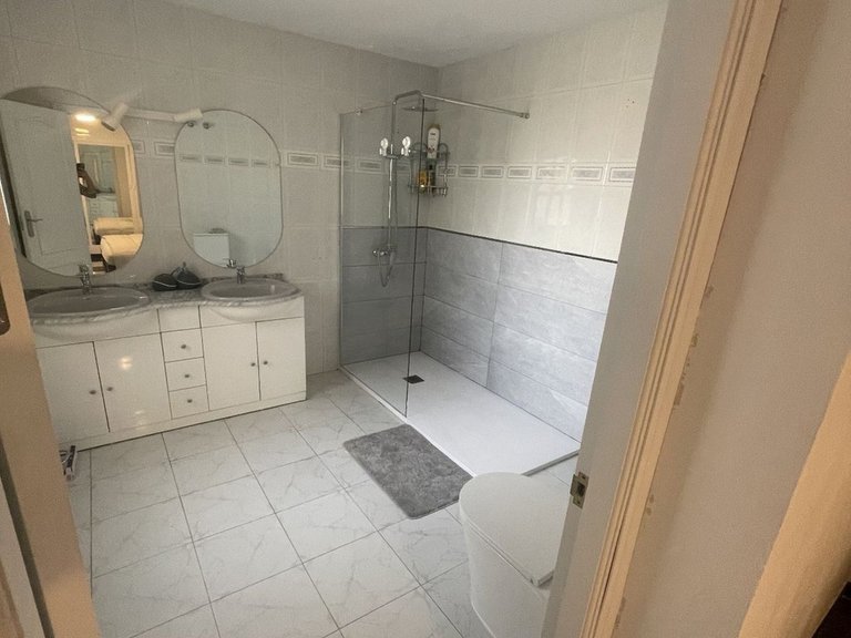 Villa for Sale in Fuengirola, Malaga 26