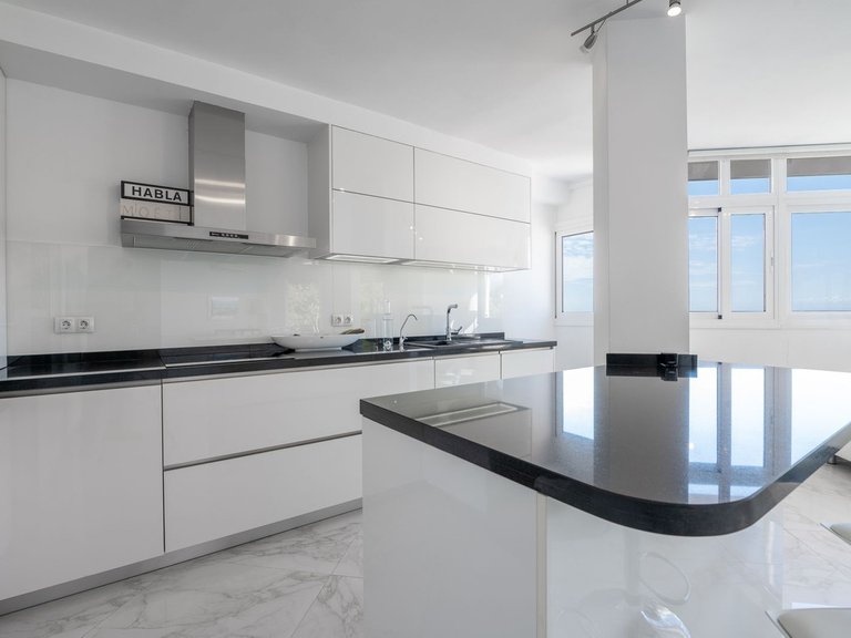 Apartment for Sale in Marbella, Malaga 10