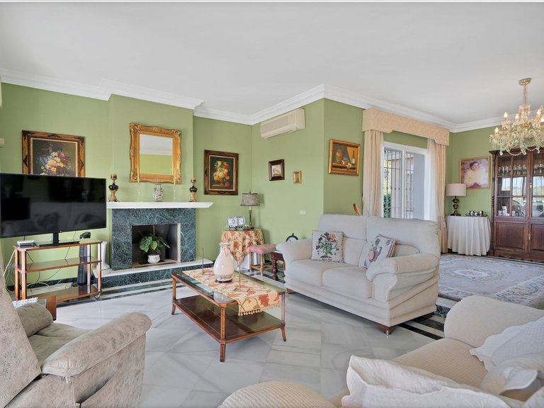 Villa for Sale in San Pedro De Alcántara, Malaga 14