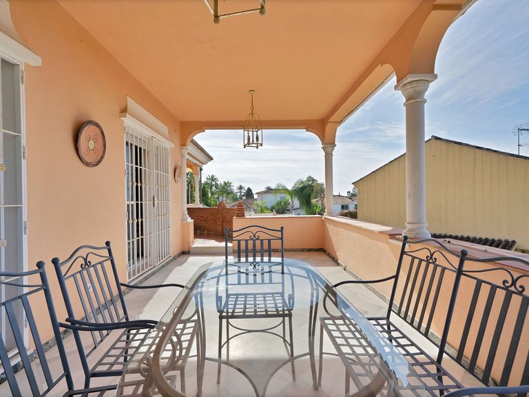 Villa for Sale in San Pedro De Alcántara, Malaga 18