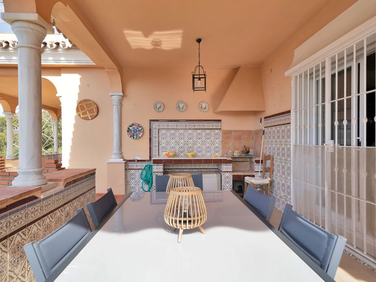 Villa for Sale in San Pedro De Alcántara, Malaga 25