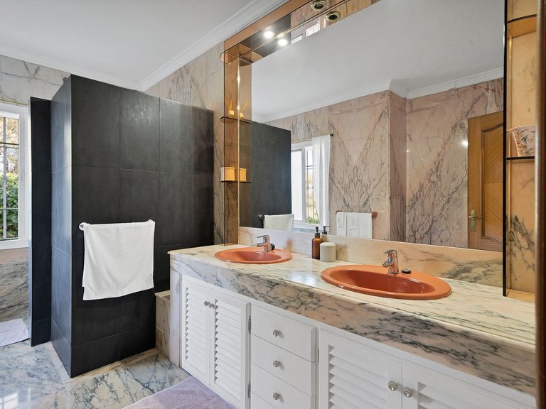 Villa for Sale in San Pedro De Alcántara, Malaga 35