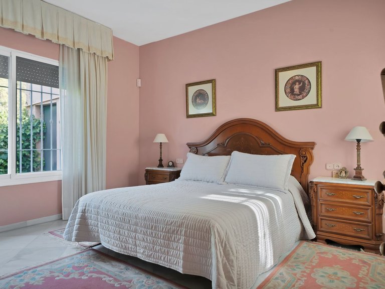 Villa for Sale in San Pedro De Alcántara, Malaga 36